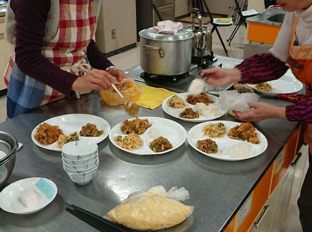 【活動報告】くらしはっぴぃ委員会「学んで活かそう！我が家の災害時の食」＆年間活動報告会