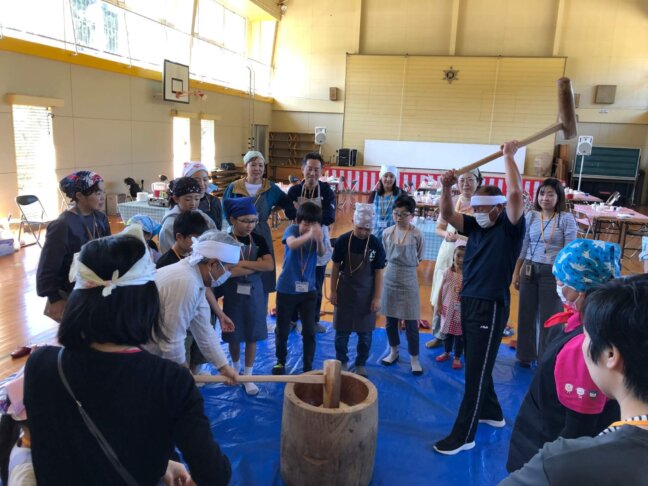 餅つき体験