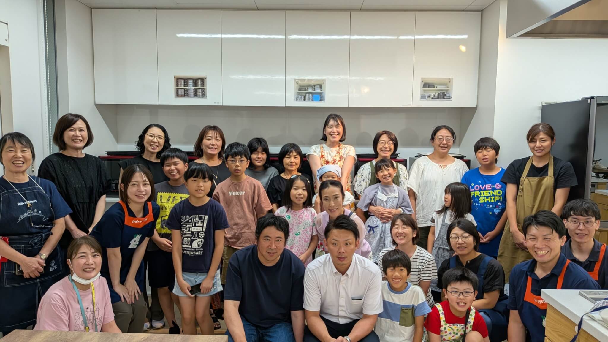 産直Cafe『産直豚を学ぶ！生産者と一緒にウィンナーづくり！』