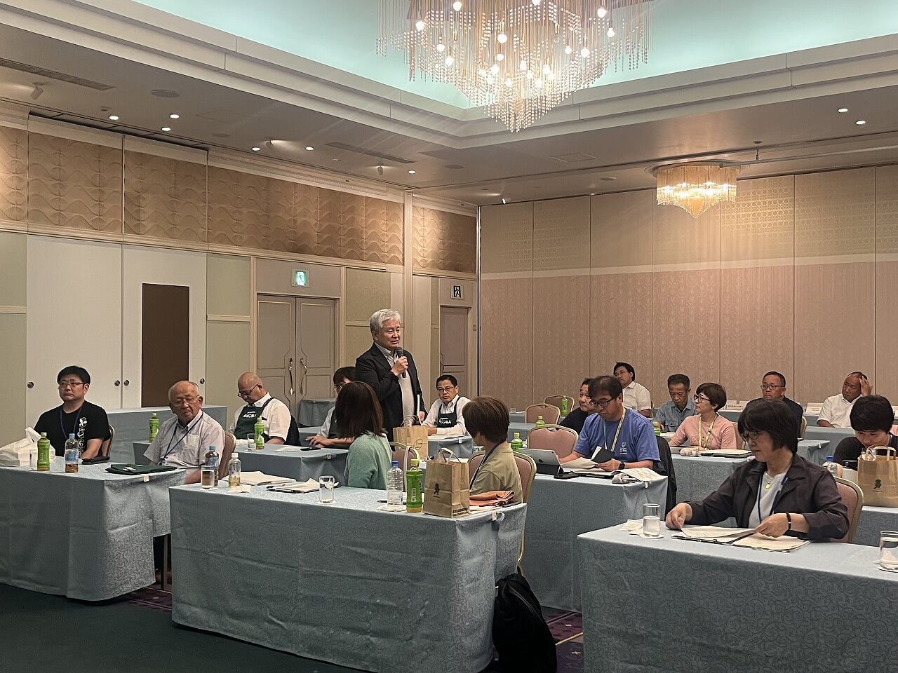 監査人所見発表の様子。